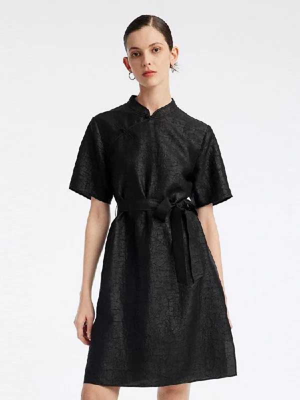 Black Cheongsam Mandarin Collar Xiang Yun Silk Dress